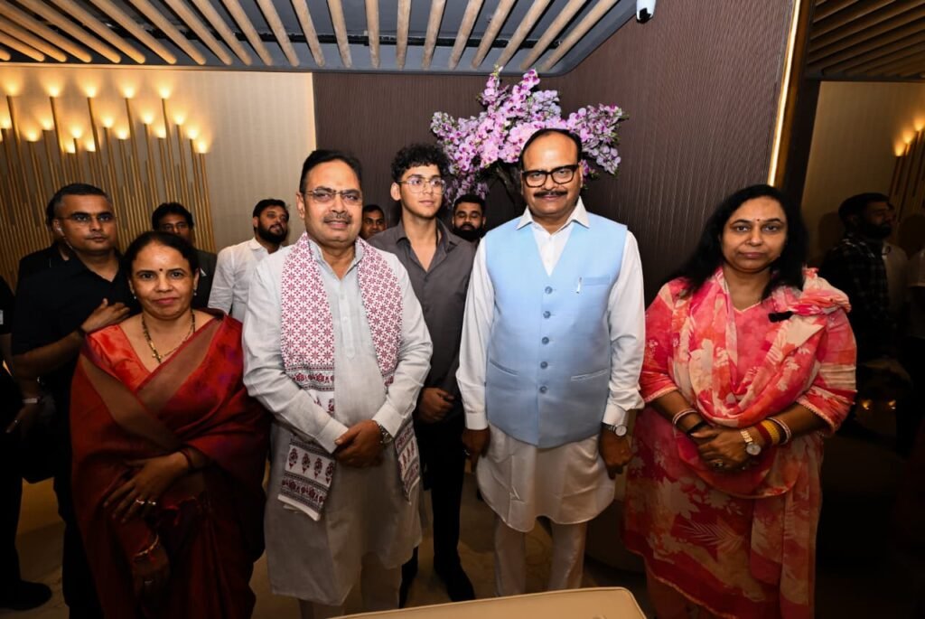 मुख्यमंत्री भजनलाल शर्मा का गुवाहाटी में प्रवासी राजस्थानियों द्वारा स्वागत