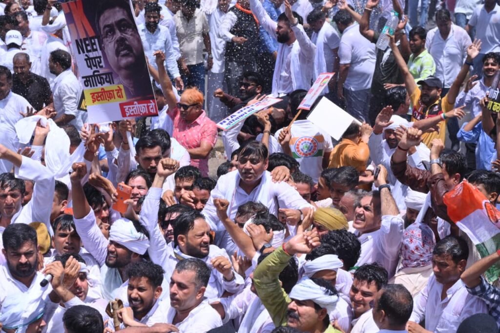 नीट पेपर लीक विरोध प्रदर्शन जयपुर