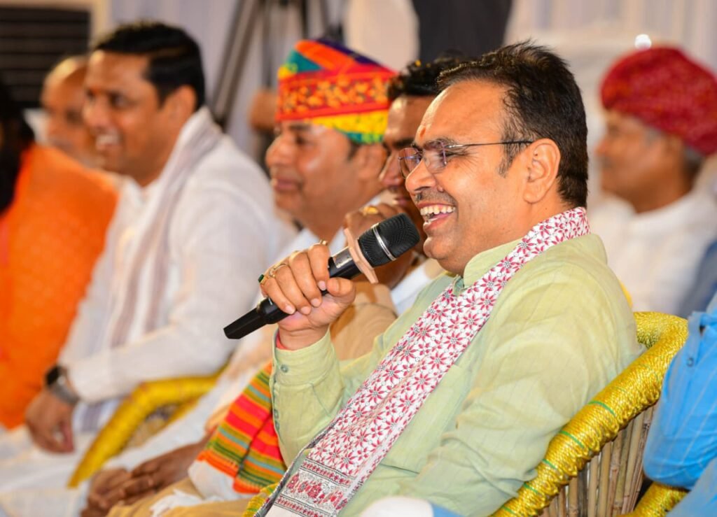 राजस्थान कृषि यंत्र योजना के तहत महिला किसानों और अनुसूचित जाति वर्ग को मिलने वाले 50 प्रतिशत के विशेष अनुदान का विवरण पोस्टर