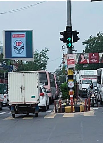 AI ITMS जयपुर ट्रैफिक सिस्टम के तहत रामबाग सर्किल पर स्मार्ट एआई ट्रैफिक सिग्नल
