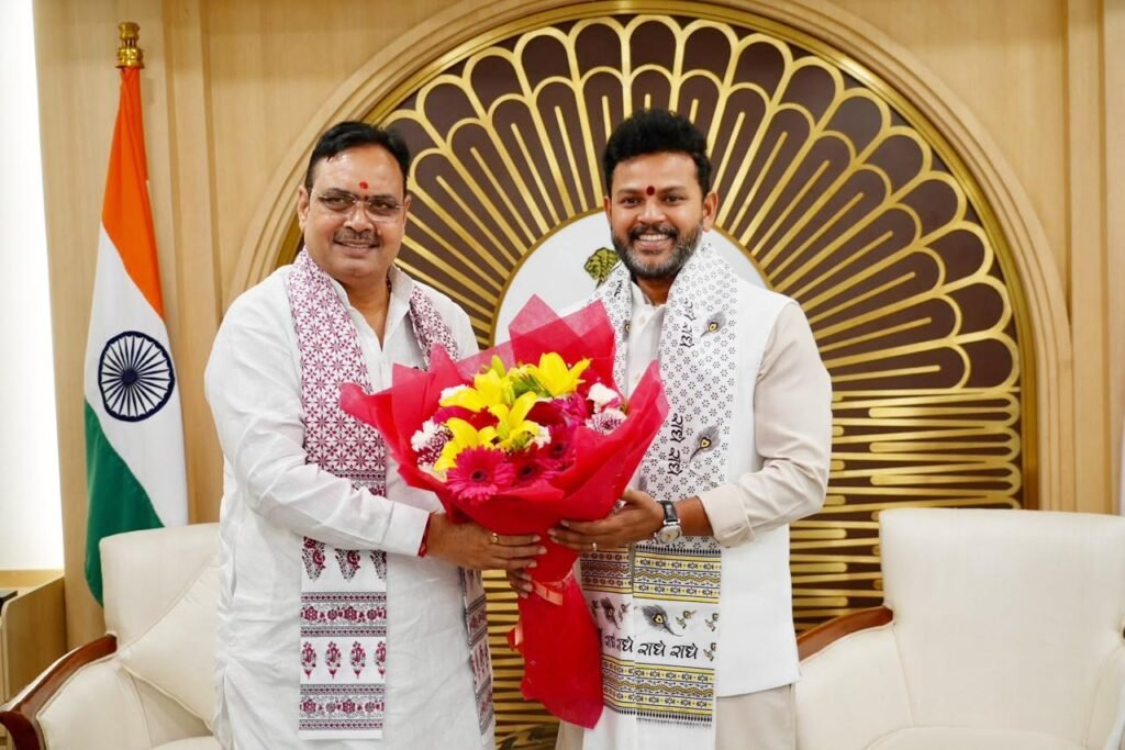 मुख्यमंत्री भजनलाल शर्मा नई दिल्ली में अमित शाह से मुलाकात करते हुए