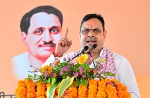 दादिया में सेवा संकल्प सभा में मुख्यमंत्री भजनलाल शर्मा और नितिन नवीन