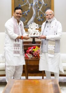 प्रधानमंत्री नरेंद्र मोदी से मुलाकात करते राजस्थान के मुख्यमंत्री भजनलाल शर्मा