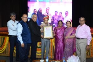 जयपुर में बीएमसीएच एवं कैंसर केयर के 29वें स्थापना दिवस समारोह में सम्मानित चिकित्सक और सांस्कृतिक प्रस्तुतियां